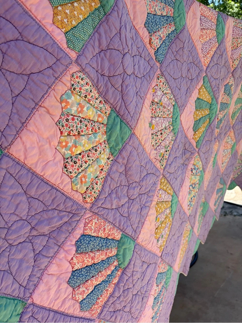 Vintage Lavender Fan Quilt 50x92 - Hand Quilted Scalloped Edge Cottage Quilt